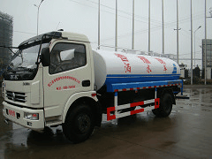 洒水车